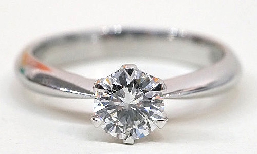 宝石、ダイヤ付き指輪